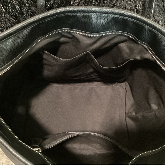 Coach coated canvas tote bag in tan and black zebra print - Picture 6 of 10